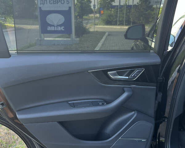 Черный Ауди Ку 7, объемом двигателя 3 л и пробегом 68 тыс. км за 43500 $, фото 14 на Automoto.ua