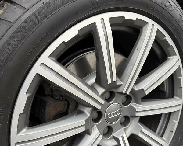 Чорний Ауді Ку 7, об'ємом двигуна 1.98 л та пробігом 205 тис. км за 26300 $, фото 19 на Automoto.ua