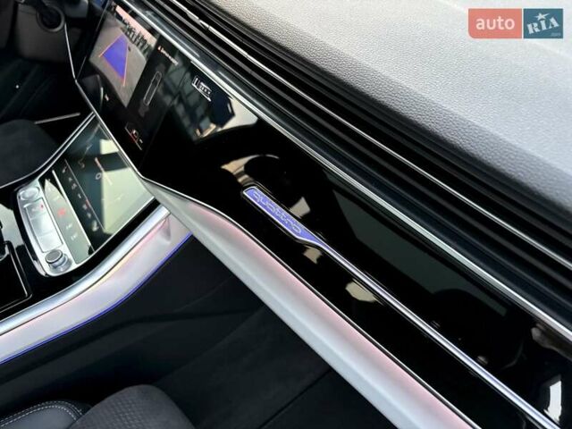 Чорний Ауді Ку 7, об'ємом двигуна 3 л та пробігом 129 тис. км за 56600 $, фото 95 на Automoto.ua