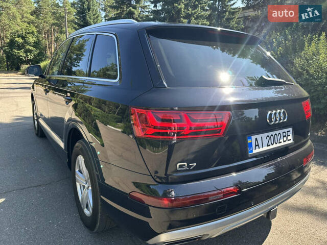 Черный Ауди Ку 7, объемом двигателя 2 л и пробегом 33 тыс. км за 42500 $, фото 4 на Automoto.ua