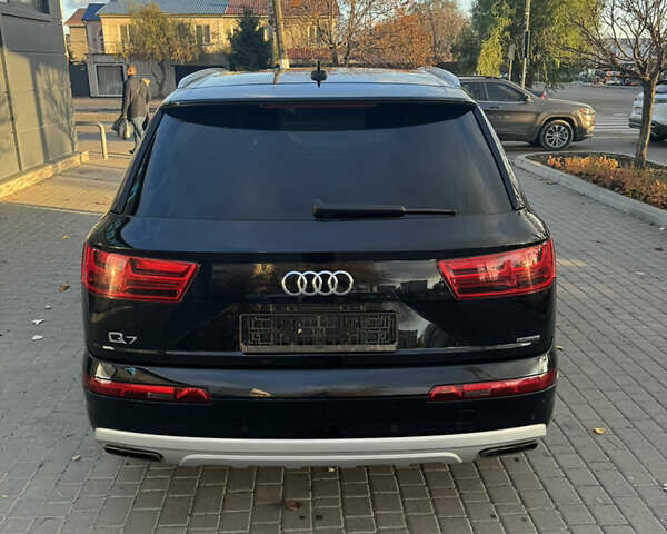 Черный Ауди Ку 7, объемом двигателя 3 л и пробегом 170 тыс. км за 24999 $, фото 4 на Automoto.ua