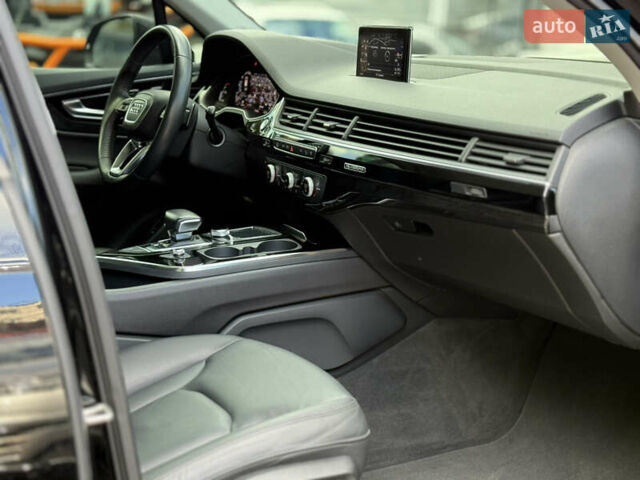 Черный Ауди Ку 7, объемом двигателя 3 л и пробегом 108 тыс. км за 36000 $, фото 39 на Automoto.ua