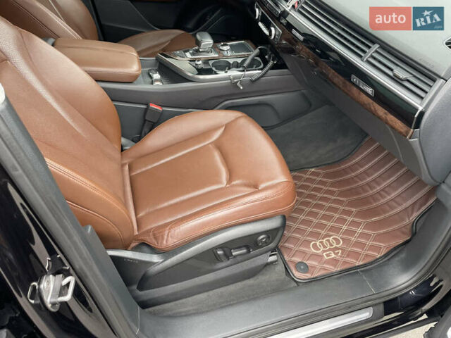 Черный Ауди Ку 7, объемом двигателя 3 л и пробегом 152 тыс. км за 50000 $, фото 25 на Automoto.ua
