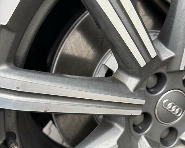 Чорний Ауді Ку 7, об'ємом двигуна 1.98 л та пробігом 205 тис. км за 26300 $, фото 16 на Automoto.ua