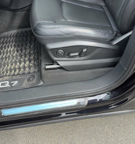 Ауди Ку 7 2019 в Днепре (Днепропетровске) на Automoto.ua Черный Ауди Ку 7, объемом двигателя 1.98 л и пробегом 98 тыс. км за 34000 $, фото 19 на Automoto.ua