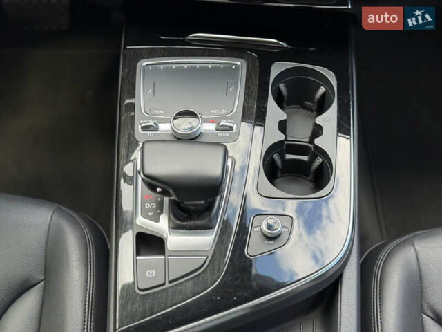 Черный Ауди Ку 7, объемом двигателя 3 л и пробегом 108 тыс. км за 36000 $, фото 53 на Automoto.ua