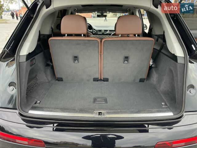 Черный Ауди Ку 7, объемом двигателя 3 л и пробегом 152 тыс. км за 50000 $, фото 29 на Automoto.ua