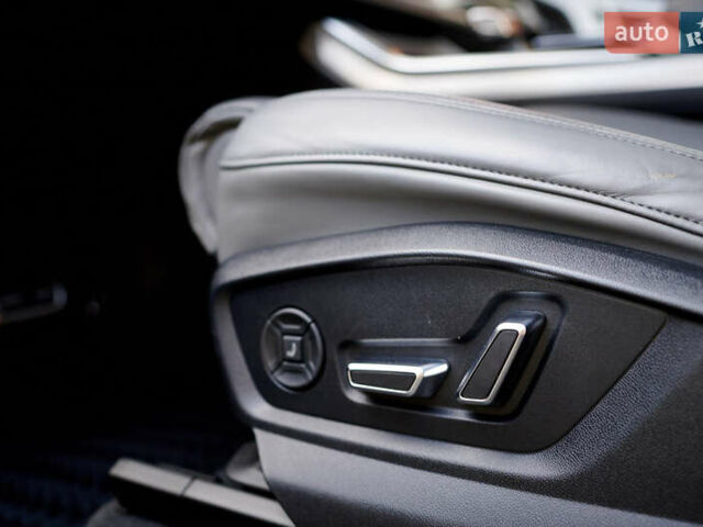 Черный Ауди Ку 7, объемом двигателя 3 л и пробегом 149 тыс. км за 68000 $, фото 31 на Automoto.ua