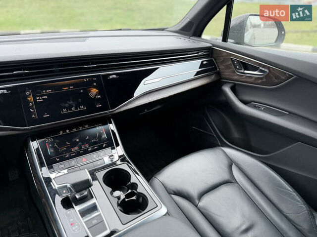 Черный Ауди Ку 7, объемом двигателя 3 л и пробегом 120 тыс. км за 42900 $, фото 19 на Automoto.ua