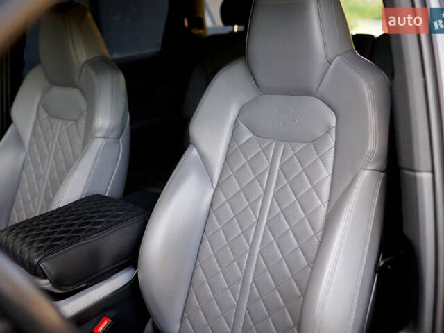 Черный Ауди Ку 7, объемом двигателя 3 л и пробегом 149 тыс. км за 68000 $, фото 44 на Automoto.ua