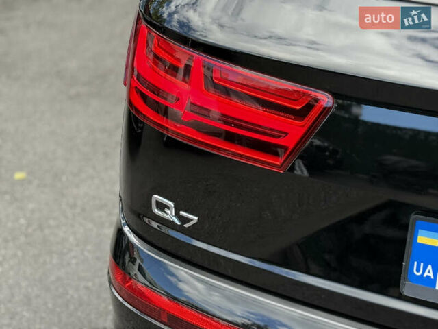 Черный Ауди Ку 7, объемом двигателя 3 л и пробегом 108 тыс. км за 36000 $, фото 11 на Automoto.ua
