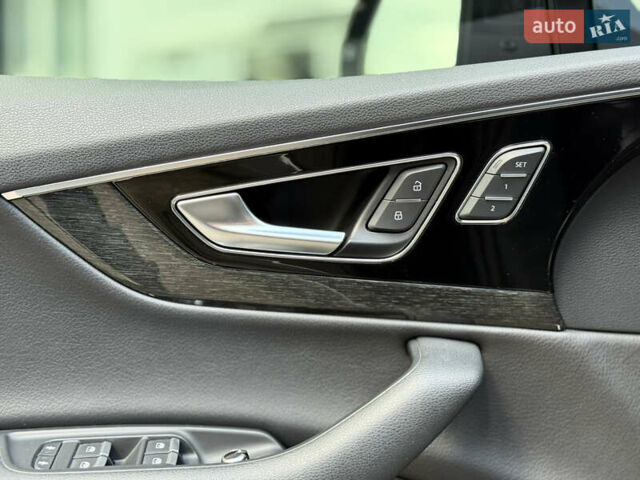 Черный Ауди Ку 7, объемом двигателя 3 л и пробегом 108 тыс. км за 36000 $, фото 21 на Automoto.ua