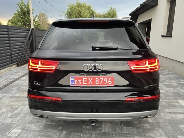 Чорний Ауді Ку 7, об'ємом двигуна 2 л та пробігом 92 тис. км за 29700 $, фото 2 на Automoto.ua