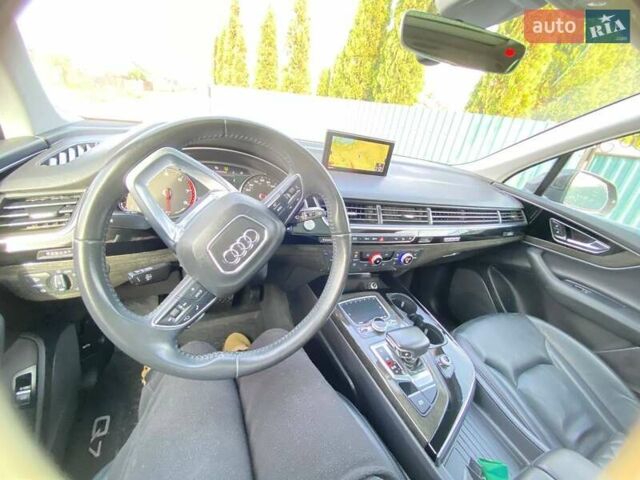 Черный Ауди Ку 7, объемом двигателя 3 л и пробегом 165 тыс. км за 29999 $, фото 3 на Automoto.ua