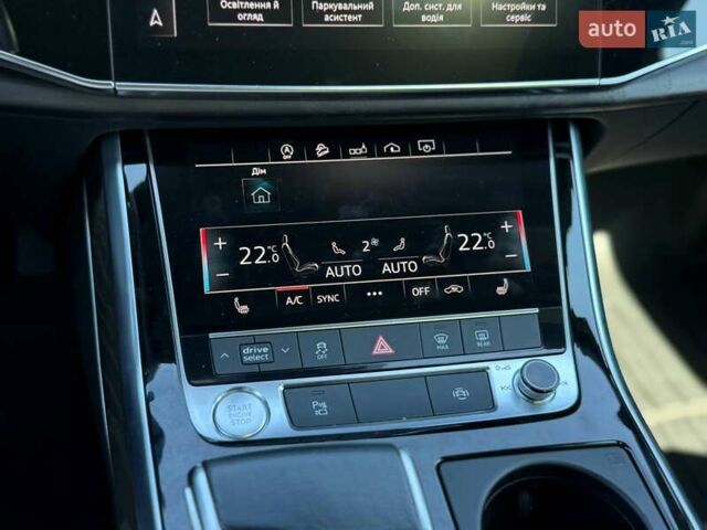 Чорний Ауді Ку 7, об'ємом двигуна 3 л та пробігом 120 тис. км за 39500 $, фото 22 на Automoto.ua