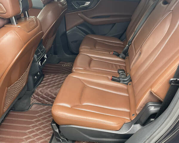 Черный Ауди Ку 7, объемом двигателя 3 л и пробегом 152 тыс. км за 50000 $, фото 13 на Automoto.ua