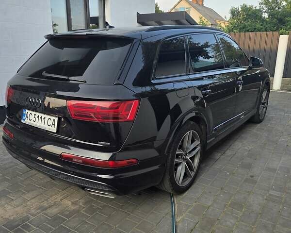 Черный Ауди Ку 7, объемом двигателя 2.97 л и пробегом 256 тыс. км за 46000 $, фото 3 на Automoto.ua