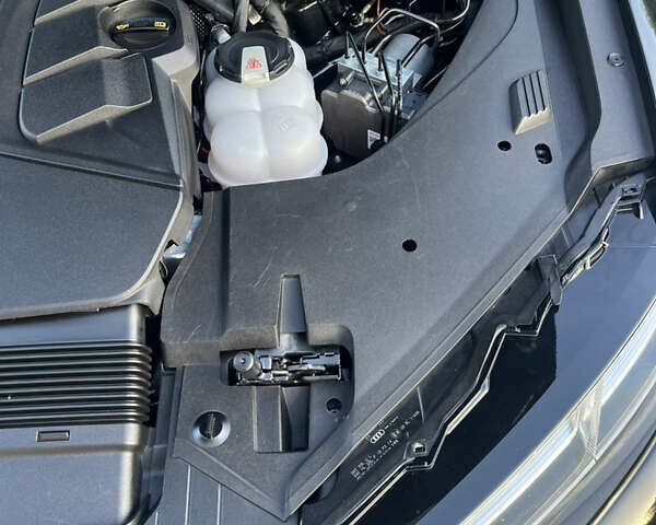 Черный Ауди Ку 7, объемом двигателя 3 л и пробегом 68 тыс. км за 43500 $, фото 20 на Automoto.ua