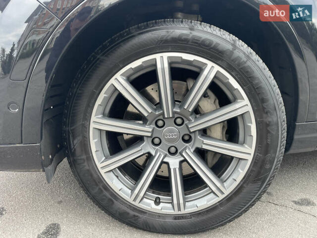 Черный Ауди Ку 7, объемом двигателя 3 л и пробегом 152 тыс. км за 50000 $, фото 11 на Automoto.ua