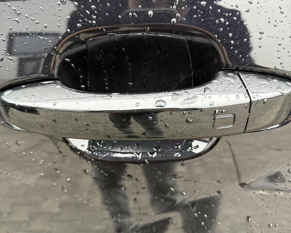 Чорний Ауді Ку 7, об'ємом двигуна 1.98 л та пробігом 205 тис. км за 26300 $, фото 30 на Automoto.ua