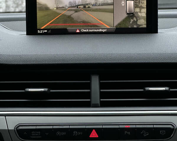 Черный Ауди Ку 7, объемом двигателя 1.98 л и пробегом 211 тыс. км за 24900 $, фото 23 на Automoto.ua