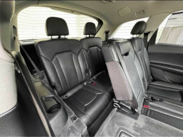 Чорний Ауді Ку 7, об'ємом двигуна 3 л та пробігом 36 тис. км за 20000 $, фото 10 на Automoto.ua