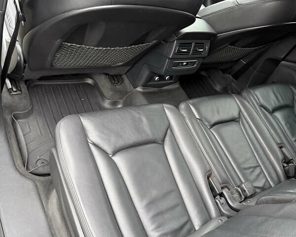 Чорний Ауді Ку 7, об'ємом двигуна 1.98 л та пробігом 205 тис. км за 26300 $, фото 28 на Automoto.ua