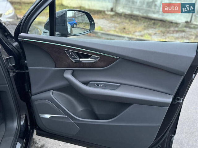 Чорний Ауді Ку 7, об'ємом двигуна 3 л та пробігом 101 тис. км за 47000 $, фото 29 на Automoto.ua