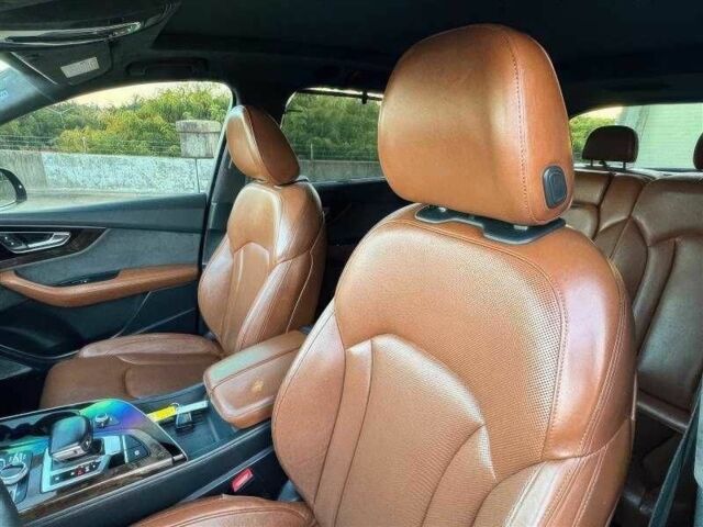 Черный Ауди Ку 7, объемом двигателя 3 л и пробегом 98 тыс. км за 19900 $, фото 9 на Automoto.ua