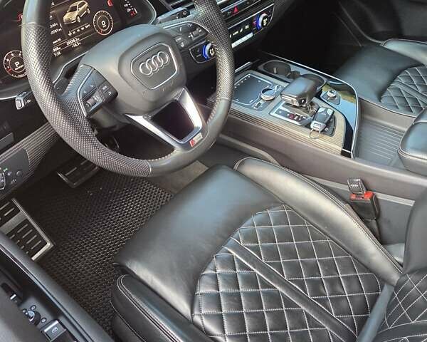 Черный Ауди Ку 7, объемом двигателя 2.97 л и пробегом 256 тыс. км за 46000 $, фото 11 на Automoto.ua