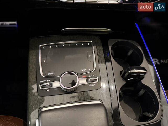 Ауді Ку 7 2019 у Одесі на Automoto.ua Чорний Ауді Ку 7, об'ємом двигуна 3 л та пробігом 34 тис. км за 38500 $, фото 33 на Automoto.ua