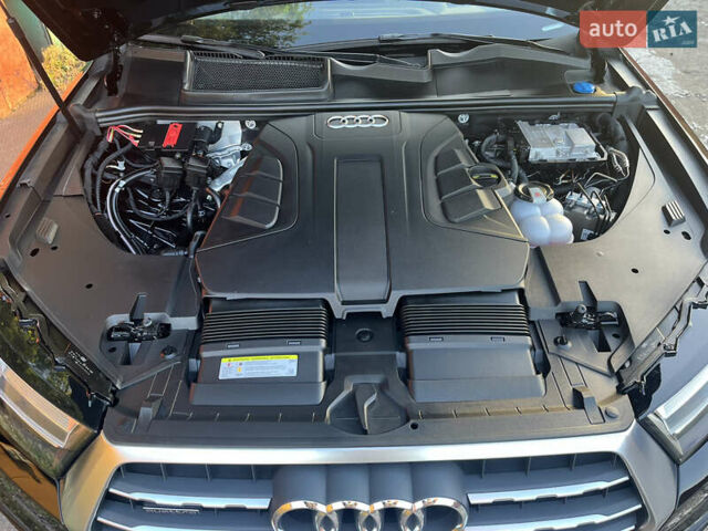 Черный Ауди Ку 7, объемом двигателя 3 л и пробегом 68 тыс. км за 43500 $, фото 18 на Automoto.ua