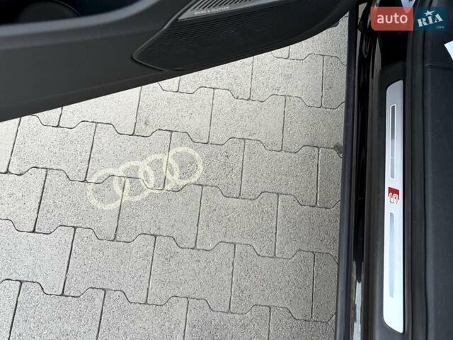 Чорний Ауді Ку 7, об'ємом двигуна 3 л та пробігом 129 тис. км за 56600 $, фото 32 на Automoto.ua