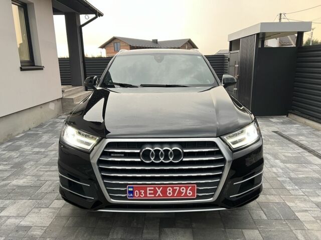 Чорний Ауді Ку 7, об'ємом двигуна 2 л та пробігом 92 тис. км за 29700 $, фото 5 на Automoto.ua