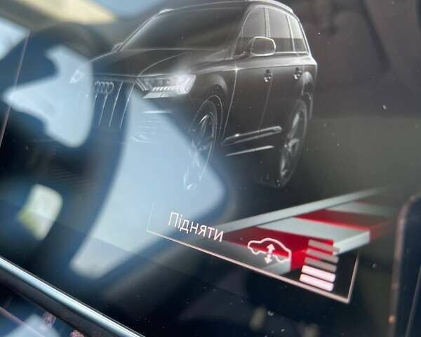 Черный Ауди Ку 7, объемом двигателя 3 л и пробегом 104 тыс. км за 52000 $, фото 31 на Automoto.ua