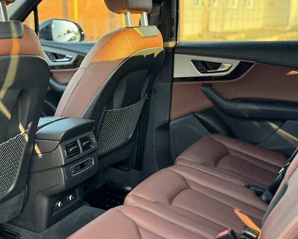Чорний Ауді Ку 7, об'ємом двигуна 1.98 л та пробігом 92 тис. км за 32500 $, фото 19 на Automoto.ua