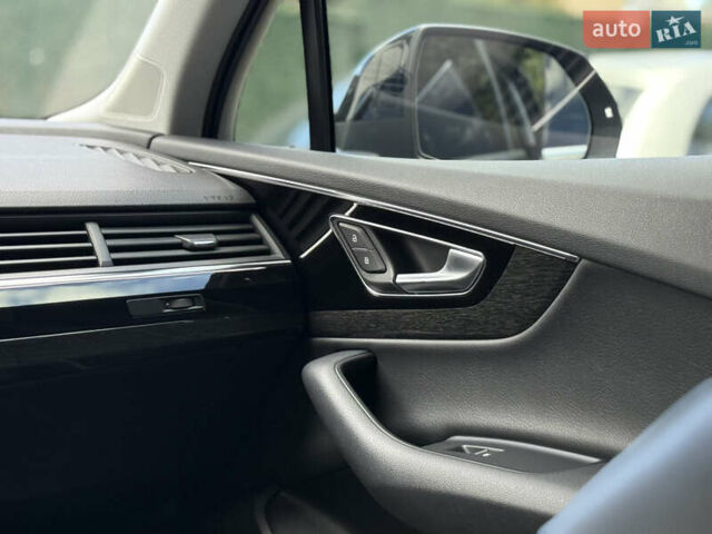 Черный Ауди Ку 7, объемом двигателя 3 л и пробегом 108 тыс. км за 36000 $, фото 44 на Automoto.ua