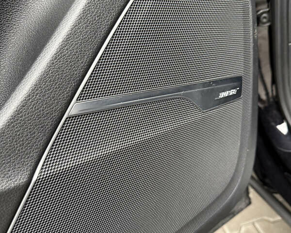 Чорний Ауді Ку 7, об'ємом двигуна 1.98 л та пробігом 205 тис. км за 26300 $, фото 27 на Automoto.ua