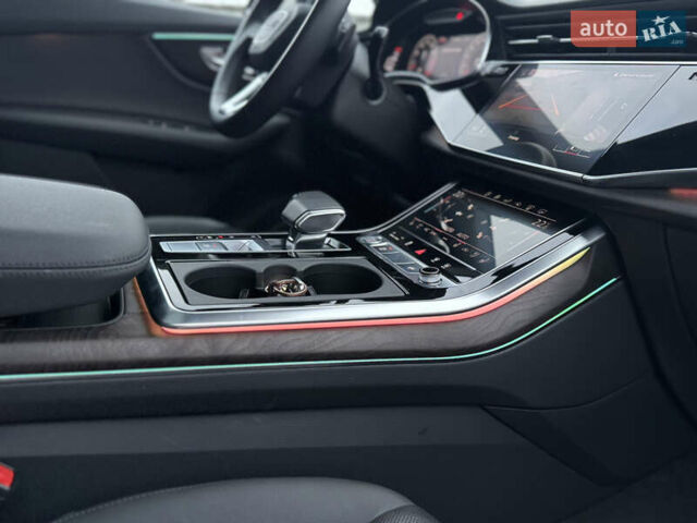 Чорний Ауді Ку 7, об'ємом двигуна 3 л та пробігом 101 тис. км за 47000 $, фото 23 на Automoto.ua