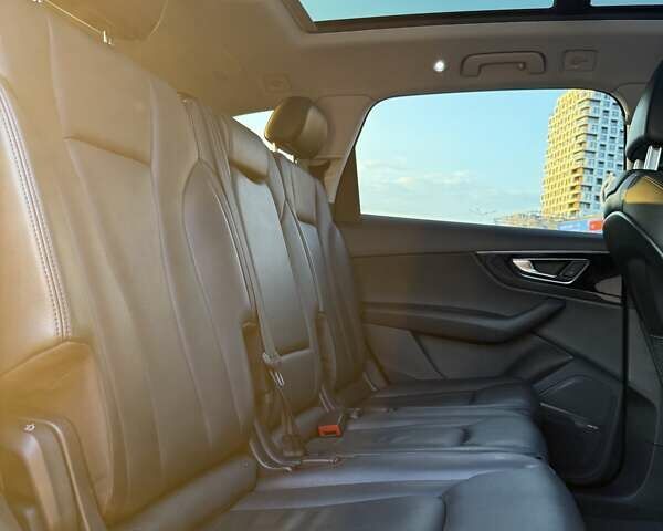 Черный Ауди Ку 7, объемом двигателя 3 л и пробегом 83 тыс. км за 43400 $, фото 25 на Automoto.ua