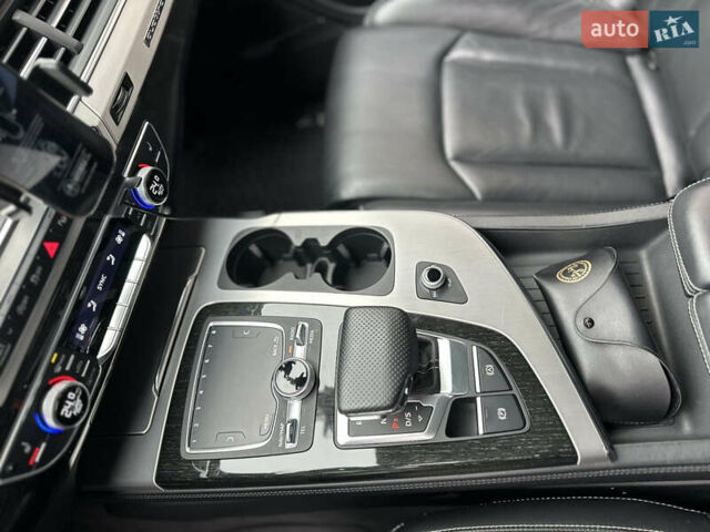 Черный Ауди Ку 7, объемом двигателя 3 л и пробегом 152 тыс. км за 54500 $, фото 12 на Automoto.ua