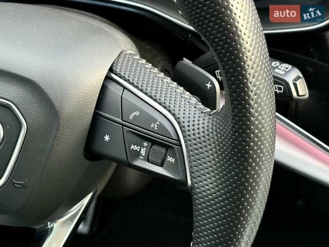 Чорний Ауді Ку 7, об'ємом двигуна 3 л та пробігом 129 тис. км за 56600 $, фото 52 на Automoto.ua