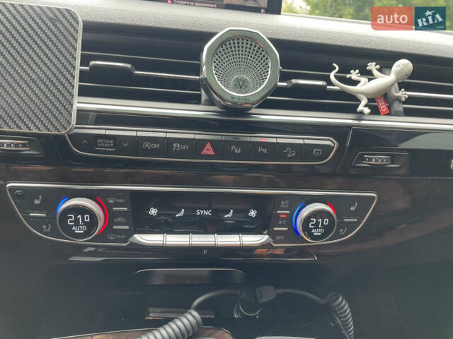 Черный Ауди Ку 7, объемом двигателя 3 л и пробегом 152 тыс. км за 50000 $, фото 46 на Automoto.ua