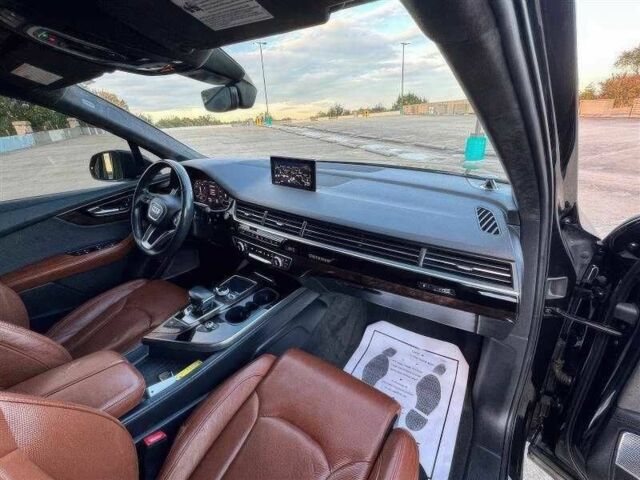 Черный Ауди Ку 7, объемом двигателя 3 л и пробегом 98 тыс. км за 19900 $, фото 12 на Automoto.ua