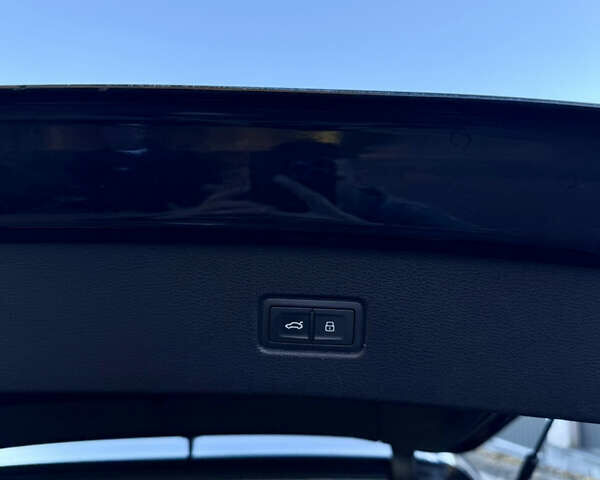 Чорний Ауді Ку 7, об'ємом двигуна 3 л та пробігом 106 тис. км за 45500 $, фото 22 на Automoto.ua