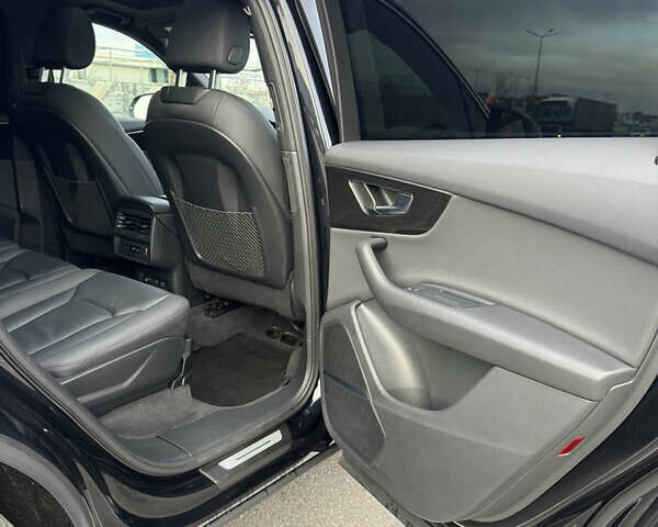 Черный Ауди Ку 7, объемом двигателя 3 л и пробегом 92 тыс. км за 44900 $, фото 20 на Automoto.ua