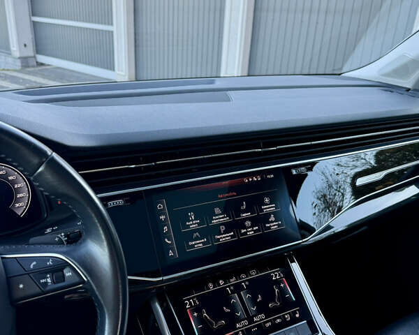 Чорний Ауді Ку 7, об'ємом двигуна 3 л та пробігом 106 тис. км за 45500 $, фото 6 на Automoto.ua