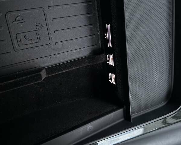 Черный Ауди Ку 7, объемом двигателя 3 л и пробегом 114 тыс. км за 39900 $, фото 60 на Automoto.ua