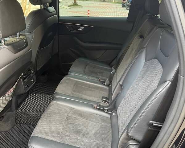 Черный Ауди Ку 7, объемом двигателя 2.97 л и пробегом 82 тыс. км за 56000 $, фото 20 на Automoto.ua