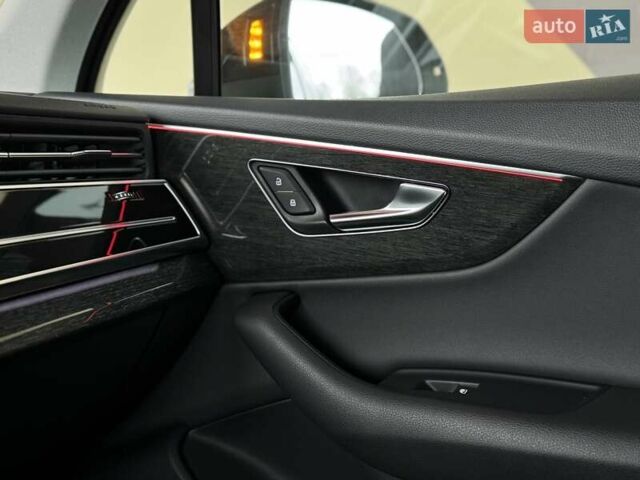 Черный Ауди Ку 7, объемом двигателя 1.98 л и пробегом 121 тыс. км за 39900 $, фото 101 на Automoto.ua